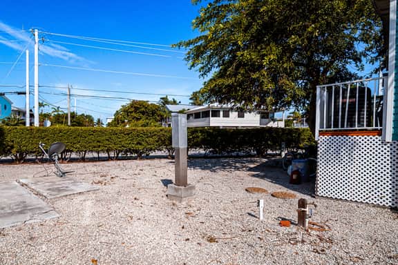 RV011